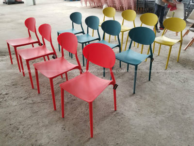 Modern Chairs with Chrome Metal Leg Restaurant Dining Stacking Plastic Chair