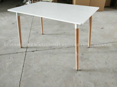 Modern Furniture Beech Wood Leg Square Dining Table Kitchen