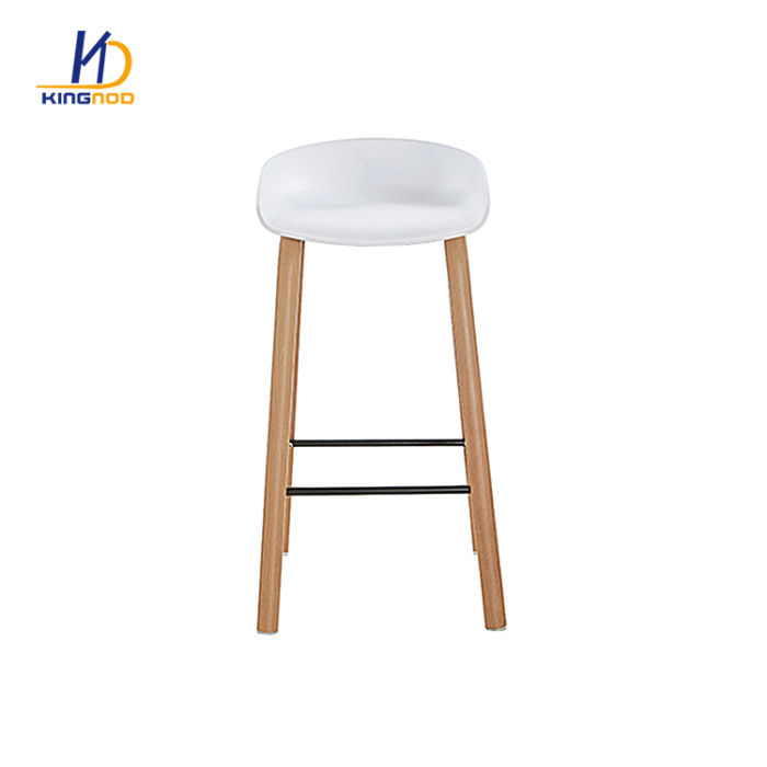 Modern Outdoor Plastic Seat High Bar Stool Chair With Metal Leg Painted